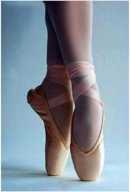 Ballet Dancer Feet Diamond Painting Kit - DIY